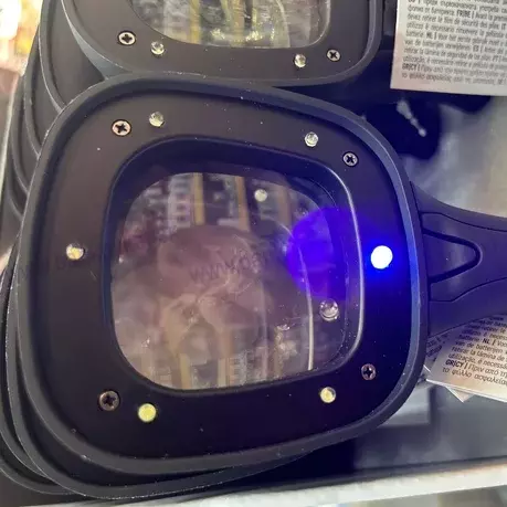 LED vrecková lupa 6 v 1