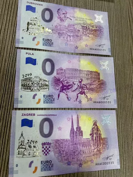 Set 3ks Chorvátsko Dubovnik Pula Zagreb